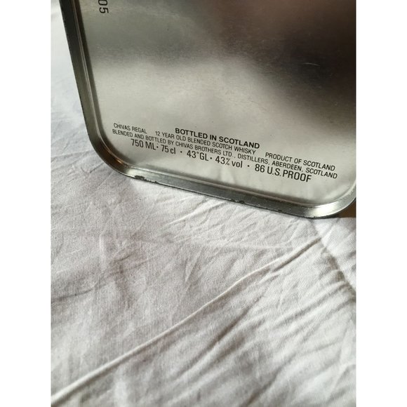 Vintage 1980's Chivas Regal Tin Container 750 ML Aged 12 Years 43 GL - Picture 6 of 7